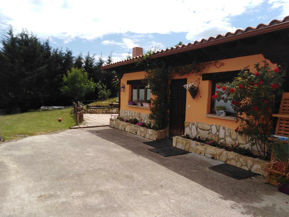 Casa Las Ninas Quintanahedo Exterior photo